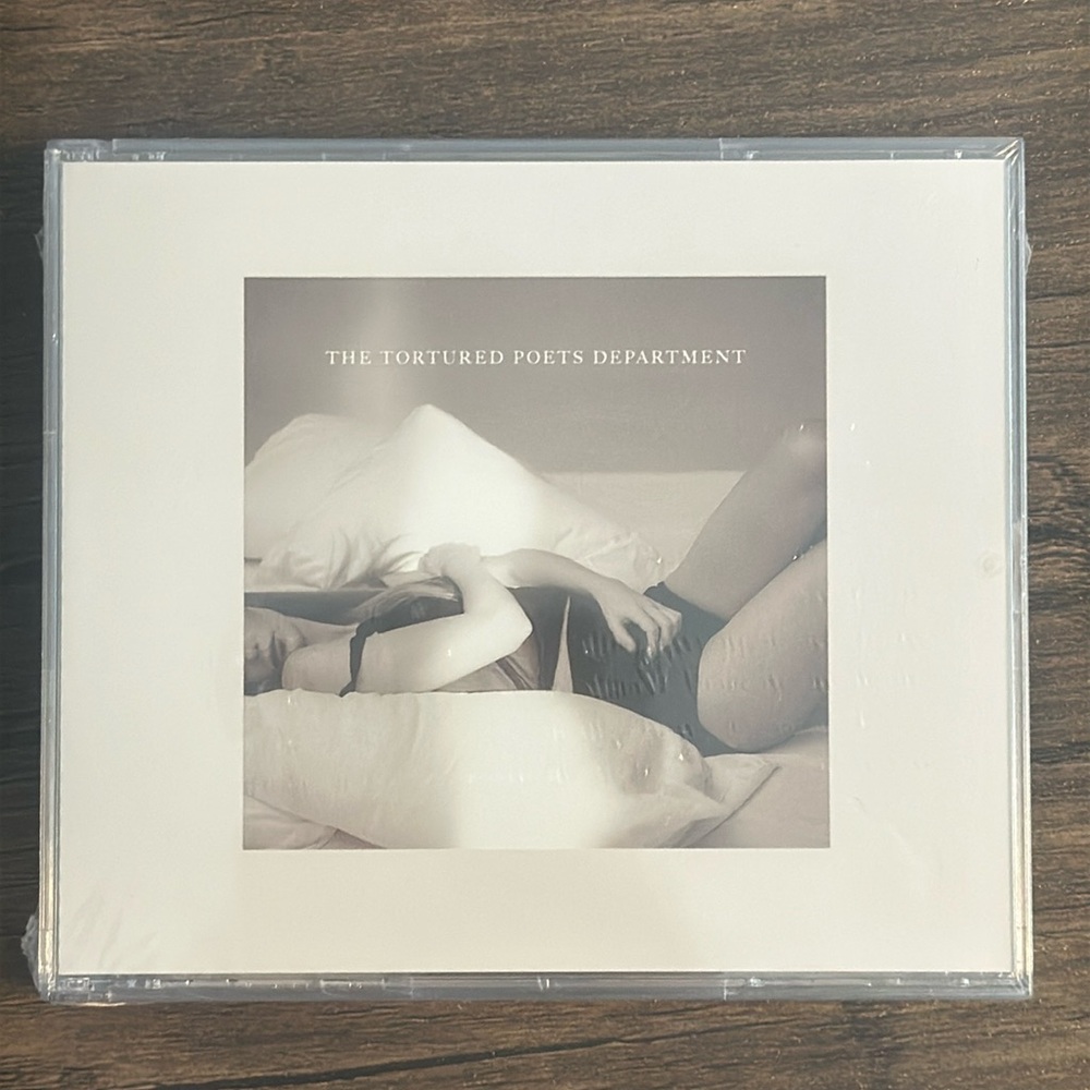 Taylor Swift TTPD The Manuscript Deluxe Collector’s Edition CD